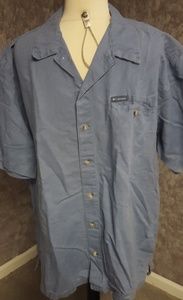 Men's Columbia short sleeve shirt extra large